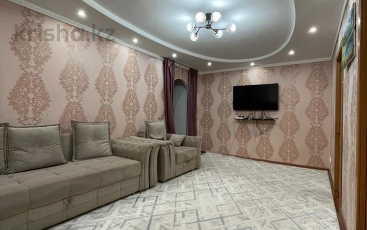 3-комнатная квартира · 63.2 м² · 4/5 этаж, Валиханова 13 за 29 млн ₸ в Астане, р-н Байконур — фото 2