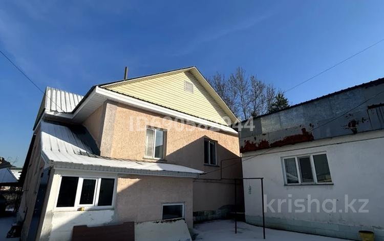 Отдельный дом · 6 комнат · 160 м² · 8 сот., Кенесары хан 32 — Рядом с магазином Астана за 75 млн ₸ в Жанатурмысе — фото 2