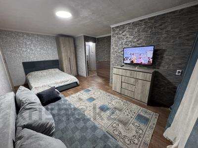 1-бөлмелі пәтер · 33 м² · 2/5 қабат, проспект Нурсултана Назарбаева 35 — Виноградова, бағасы: 12 000 ₸ в Усть-Каменогорске