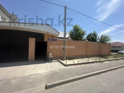 Отдельный дом · 5 комнат · 200 м² · 8 сот., мкр Акжайык, Сардар 94 — Сардар за 55 млн ₸ в Шымкенте, Абайский р-н