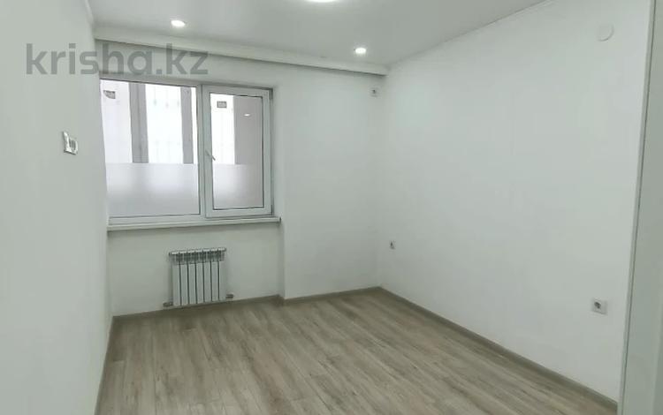 2-комнатная квартира, 42 м², 1/10 этаж, Жунисова 10 к1 за 19.7 млн 〒 в Алматы, Наурызбайский р-н — фото 2