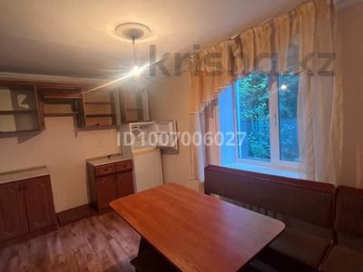 Отдельный дом · 4 комнаты · 100 м², Бейбитшилик аралы 1/2 за 60 000 〒 в Семее