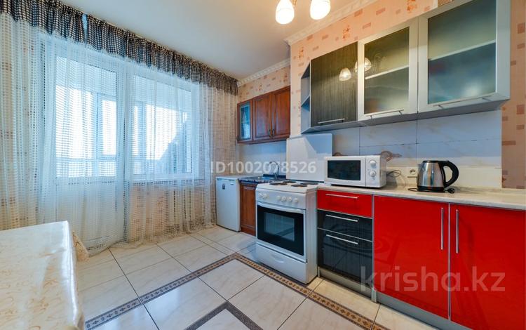 1-комнатная квартира · 54 м² · 26/36 этаж, Достык 5 за 3 000 〒 в Астане, Есильский р-н — фото 2