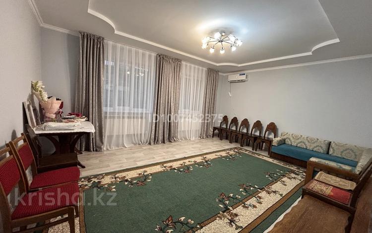 Отдельный дом · 5 комнат · 200 м² · 8 сот., Кенесары хана за 680 000 〒 в Туздыбастау (Калинино) — фото 2
