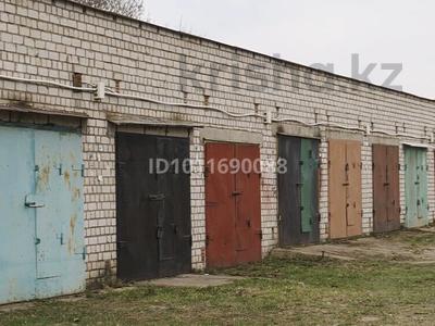Гараж · 13.7 м² · Гагарина 163 — Р-н стадиона «Спартак»., бағасы: 2 млн ₸ в Семее