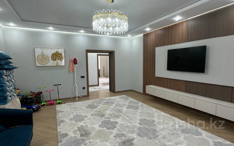 3-комнатная квартира · 97 м² · 10 этаж, мкр. Алтын орда 5Е за 35.5 млн ₸ в Актобе — фото 11