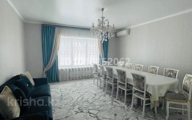 2-комнатная квартира · 83 м² · 10/10 этаж, мкр. Алтын орда, ул. Сактагана Баишева 7а к1 за 26 млн 〒 в Актобе — фото 5