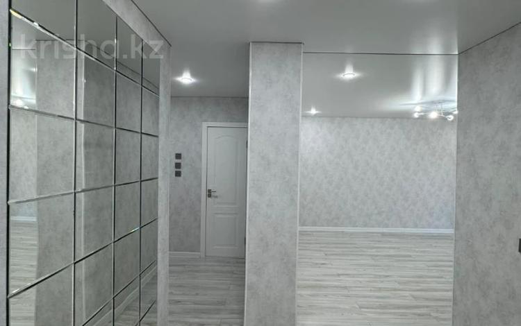 2-бөлмелі пәтер · 54 м² · 2/5 қабат, Бурова 19/1, бағасы: 27.5 млн ₸ в Усть-Каменогорске — фото 8