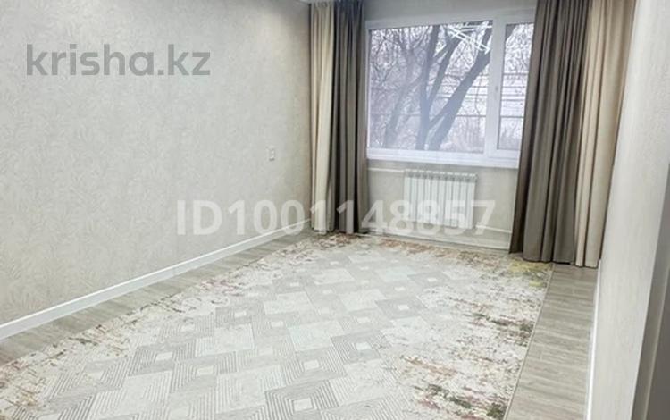 3-бөлмелі пәтер · 65 м² · 1/5 қабат, Акмурзина 1 — Остановка ДВД (Стелла), бағасы: 22.5 млн ₸ в Уральске — фото 2