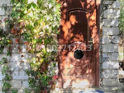 Дача · 2 комнаты · 32 м² · 12 сот., Крутая 2 — П. Рыскулово за 8 млн 〒 в Алматинской обл., Талгарский р-н