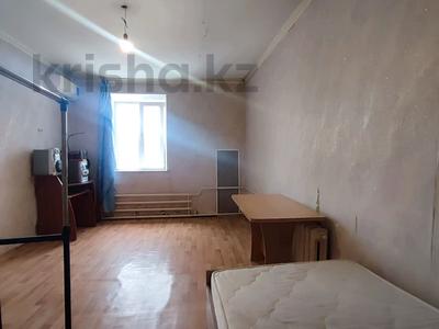 1-бөлмелі пәтер · 41 м² · 9/9 қабат, Есенжанова 1/1, бағасы: 6 млн ₸ в Уральске