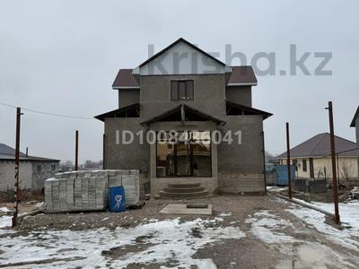 Жеке үй · 4 бөлме · 250 м² · 8 сот., Жамбыла 29 — Рядом магазин Бакдаулет, бағасы: ~ 67 млн 〒 в Комсомоле