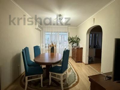 4-бөлмелі пәтер · 140 м² · 4/4 қабат, Самар 103 — Район Саяхат, бағасы: 38 млн ₸ в Уральске