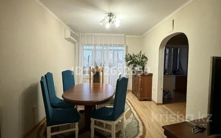 4-бөлмелі пәтер · 140 м² · 4/4 қабат, Самар 103 — Район Саяхат, бағасы: 38 млн ₸ в Уральске — фото 11