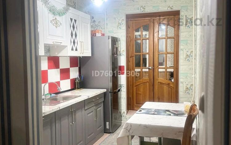 5-бөлмелі пәтер · 90 м² · 2/5 қабат, Толе би 88 — Толе би Аль-Фараби, бағасы: 29 млн ₸ в Кентау — фото 2