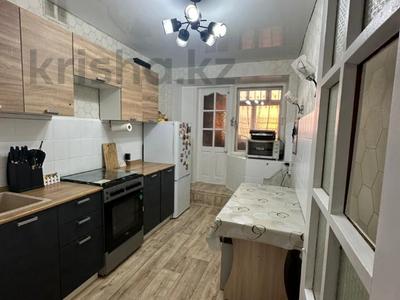 2-комнатная квартира, 44.5 м², 2/2 этаж, Жомартбаева за 9.5 млн 〒 в Семее