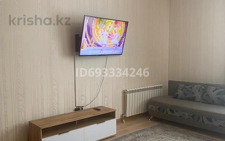 3-бөлмелі пәтер, 100 м², 10/20 қабат ай сайын, 23-15 11 блок Б, бағасы: 320 000 〒 в Астане, Алматы р-н — фото 2