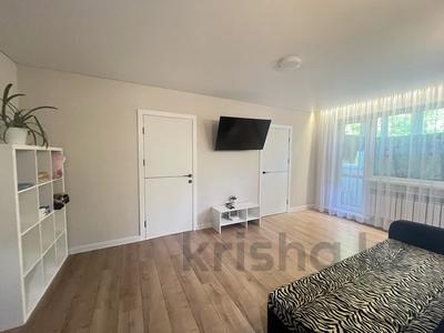 3-комнатная квартира · 47.9 м² · 2/5 этаж, мкр Юго-Восток, Гапеева 25 за 21 млн ₸ в Караганде, Казыбек би р-н