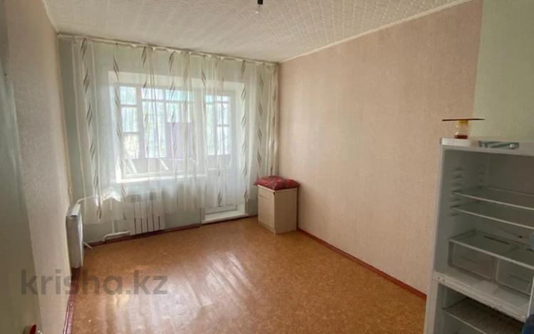 3-бөлмелі пәтер · 62.4 м² · 1/5 қабат, Конституции 6, бағасы: ~ 6.5 млн ₸ в Солнечном — фото 4