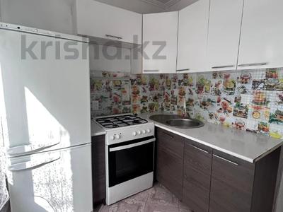 1-комнатная квартира · 32 м² · 2/4 этаж, жетысу 22 за 10 млн 〒 в Талдыкоргане, мкр Жетысу