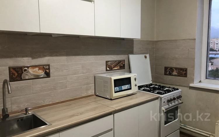 1-бөлмелі пәтер · 40 м² · 9/9 қабат, мкр Аксай-4 94, бағасы: 30 млн ₸ в Алматы, Ауэзовский р-н — фото 2
