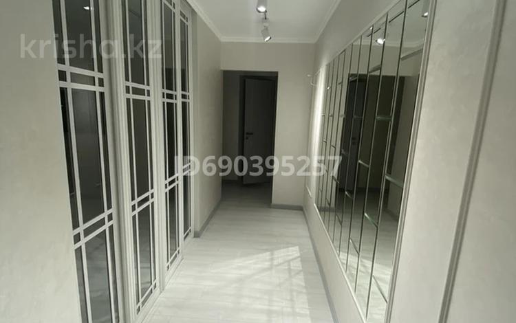 4-комнатная квартира, 82 м², 1/5 этаж, 9 мкр-н 31