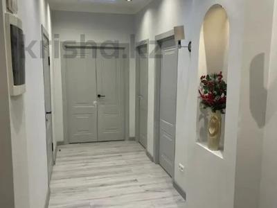 3-комнатная квартира · 95 м² · 8/16 этаж, Навои 208 — Торайгырова за 74 млн ₸ в Алматы, Бостандыкский р-н