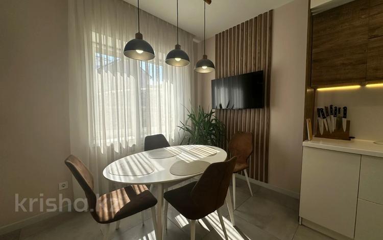 5-бөлмелі пәтер · 370 м², мкр Тастыбулак, Ш. Айтматова 17А, бағасы: 155 млн ₸ в Алматы, Наурызбайский р-н — фото 2
