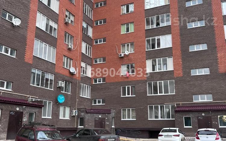 2-бөлмелі пәтер · 60 м² · 8/10 қабат, Гагарина 1, бағасы: 21 млн ₸ в Уральске — фото 10