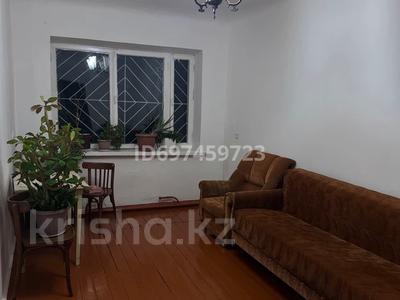 Продажа квартир в Жетысу обл.: 3-комнатная квартира · 56 м² · 1/2 этаж, Абылая-хана 33 — В соседнем доме продуктовый магазин ‘Красная шапочка’, кафе Дастархан, кафе Papa Serj, В 10 минутах от Halyk Bank, спортивного комплекса, почта, недалеко школа, детские сады. за 8.5 млн 〒 3-комнатная квартира · 56 м² · 1/2 этаж, Абылая-хана 33 — В соседнем доме продуктовый магазин ‘Красная шапочка’, кафе Дастархан, кафе Papa Serj, В 10 минутах от Halyk Bank, спортивного комплекса, почта, недалеко школа, детские сады. за 8.5 млн 〒 в Текели