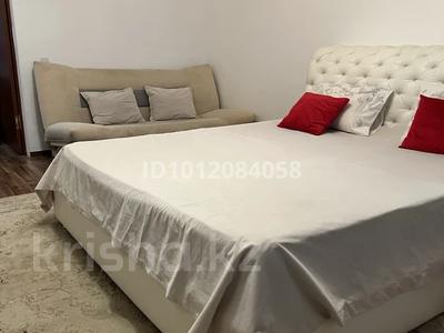 1-бөлмелі пәтер · 63 м² · 8/25 қабат, мкр 11 112а, бағасы: 13 000 ₸ в Актобе
