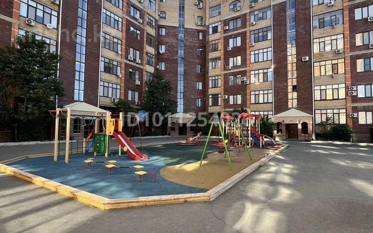 2-комнатная квартира · 90 м² · 7/7 этаж, мкр Нурсая, Султанахмет Кожыков за 32 млн ₸ в Атырау — фото 2