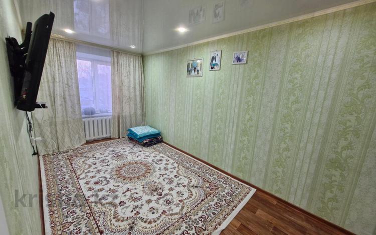 2-комнатная квартира · 45 м² · 5/5 этаж, Локомотивная за 12.8 млн ₸ в Уральске — фото 2