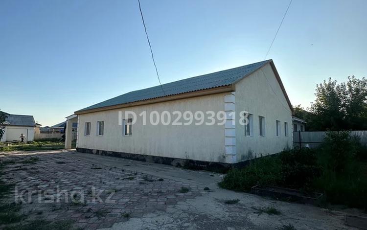 Жеке үй · 5 бөлме · 200 м² · 10 жүзд., мкр Оркен, Сатыбалдиева, бағасы: 50 млн ₸ в Атырау — фото 2