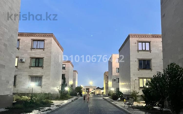 3-комнатная квартира · 89.6 м² · 1/3 этаж, мкр Самал, Адгама Каримова 117 за 38 млн ₸ в Атырау — фото 2