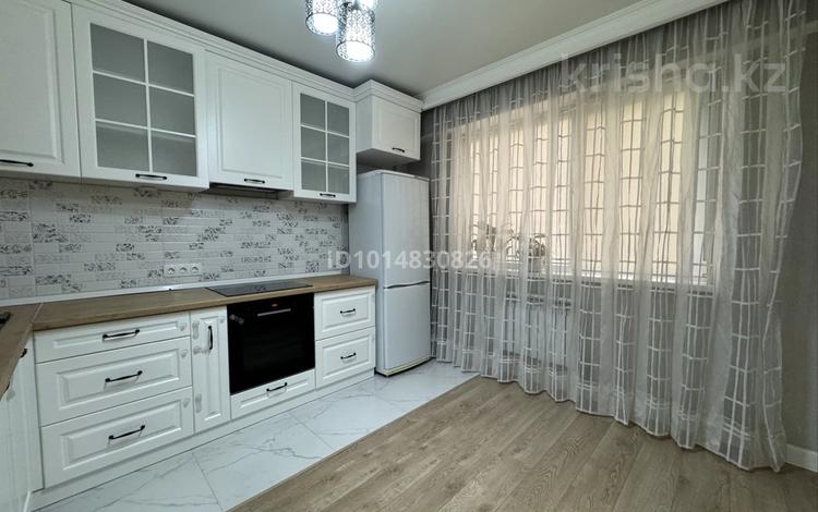 2-бөлмелі пәтер · 70 м² · 10/10 қабат, Шұғыла ш/а., Жунисова 14/13, бағасы: 36 млн ₸ в Алматы, Наурызбайский р-н — фото 2