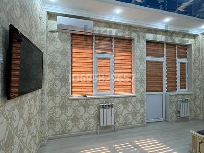 2-бөлмелі пәтер · 65 м² · 9/14 қабат, 19-й мкр 44, бағасы: 2 500 〒 в Актау