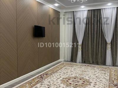2-комнатная квартира · 80 м² · 1/10 этаж, 16-й мкр 93 — Напротив ТД Байтерек за 15 000 〒 в Актау