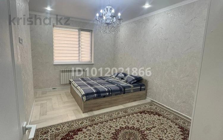 1-бөлмелі пәтер · 70 м² · 1/5 қабат, мкр 38, бағасы: 2 500 ₸ в Актау, 38-й мкр — фото 2