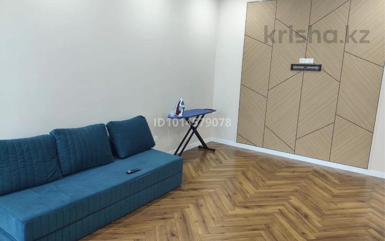 1-комнатная квартира · 50 м² · 6/9 этаж, мкр. Алтын орда, Мустафы Шокая 2е за 230 000 ₸ в Актобе — фото 2