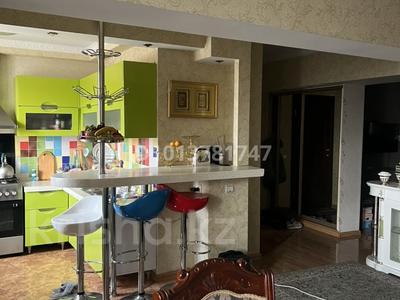 4-бөлмелі пәтер · 93 м² · 5/9 қабат, Муканова — Кабанбай батыра, бағасы: 74 млн ₸ в Алматы, Алмалинский р-н