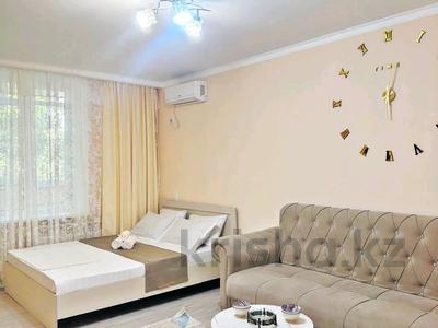 2-бөлмелі пәтер · 80 м² · 2/5 қабат, Байтурсынова — Желтоксан, бағасы: 18 000 〒 в Шымкенте, Туран р-н