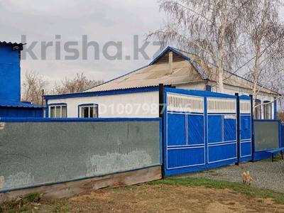 Отдельный дом · 4 комнаты · 125 м² · 10 сот., 8 съезд советов 21 за 18 млн 〒 в Шарбакты