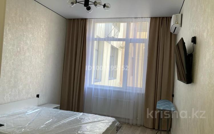 1-комнатная квартира · 37 м² · 4/12 этаж, Туран 52/5, 52/6, 52/7 — Кабанбай батыра-Бухар жырау за 250 000 ₸ в Астане, Есильский р-н — фото 2