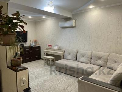 3-бөлмелі пәтер · 70.5 м² · 1/6 қабат, Жангельдина 11 — Макатаева, бағасы: 58.5 млн ₸ в Алматы, Медеуский р-н