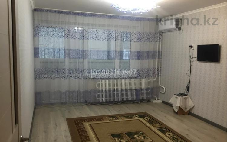 1-комнатная квартира · 37 м² · 6/10 этаж, 4-й мкр 3 за 100 000 ₸ в Актау — фото 2