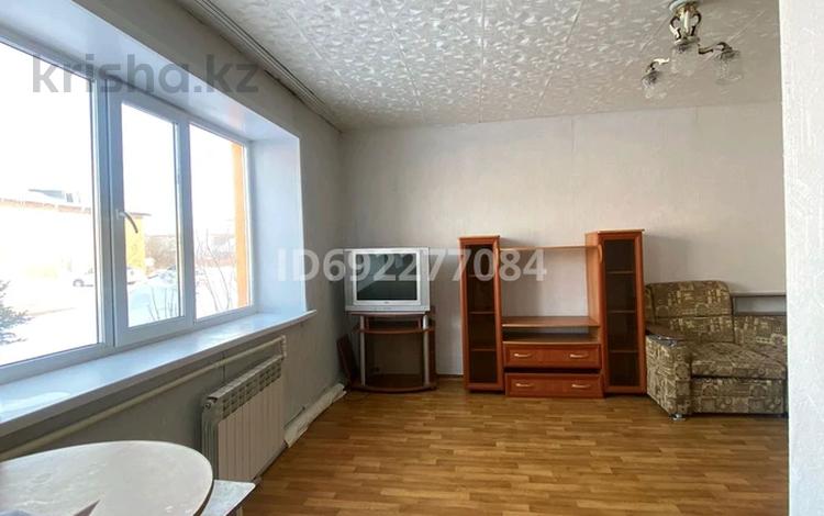 1-комнатная квартира, 38.2 м², 1/2 этаж, Фурманова 11 за 5.7 млн 〒 в Бишкуле — фото 2