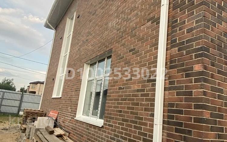 Отдельный дом · 5 комнат · 300 м² · 5 сот., мкр Кунгей 42/1 — Ондасынова за 58 млн 〒 в Караганде, Казыбек би р-н — фото 2