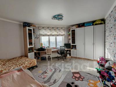 3-комнатная квартира · 104.7 м² · 14/16 этаж, мкр Юго-Восток, Просп. Республики 42 за 52 млн ₸ в Караганде, Казыбек би р-н