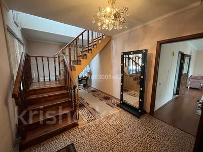 Жеке үй · 6 бөлме · 208 м² · 8 жүзд., Өжет ш/а., Алдабергенова 37, бағасы: 85 млн ₸ в Алматы, Алатауский р-н
